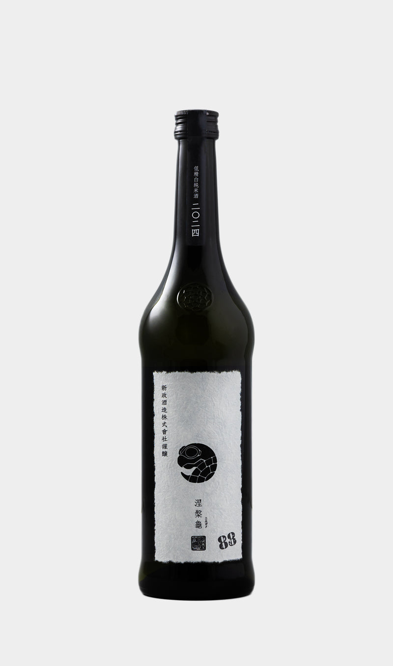 Aramasa Private Lab Nirvana Turtle Tokubetsu Junmai sake bottle with unique graphic label and premium craftsmanship.